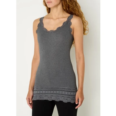 Afbeelding van Rosemunde dames Benita top in zijdeblend met details van kant de kleur Donkergrijs, maat: S