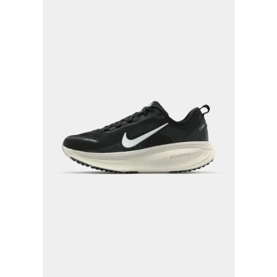Afbeelding van Nike Performance Vomero 18 Hardloopschoenen voor op de weg, Dames, Maat: 39, Black/summit white/sail/college grey/smoke grey Textiel/ synthetisch