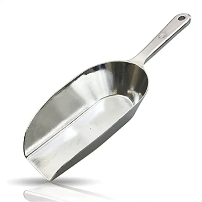 Afbeelding van Kerafactum Handige schep grote meelschep zakschep voederschep zak voer meel suiker giet van metaal aluminium gegoten roestvrij 21 cm glanzende uitvoering 110 ml