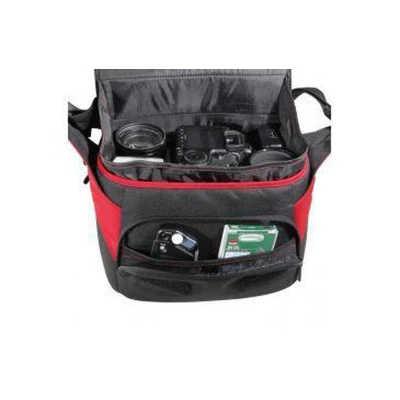 Afbeelding van Vanguard Pampas 25 Messenger Veilige en veelzijdige cameratas.32x21x28 cm Zwart Rood