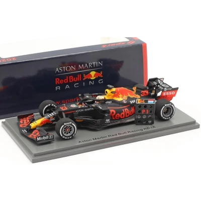 Afbeelding van Red Bull RB16 #33 M. Verstappen Silverstone 2020