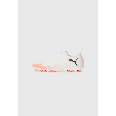 Afbeelding van Puma Future 8 PLAY MG Unisex Zaalvoetbalschoenen voor kinderen, Maat: 37.5, White/black/glowing red Schoenen