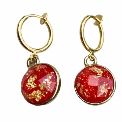 Afbeelding van Klem oorbellen rood goudkleurig geen gaatje Charme Bijoux