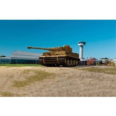 Afbeelding van Corgi Classics CC60517 Tiger 131, gerestaureerd en geëxploiteerd door The Tank Museum, Bovington