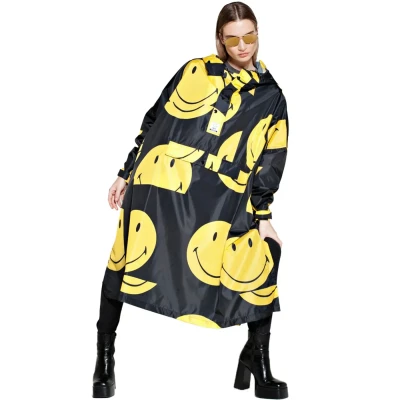 Afbeelding van Rainkiss All Smiles X Smiley Regenponcho Black Print Regenkleding &amp; Laarzen