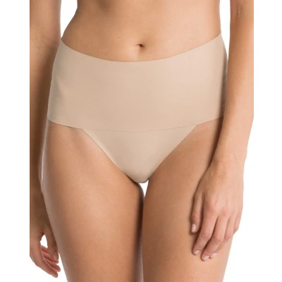 Afbeelding van SPANX Undie tectable licht corrigerende string rood