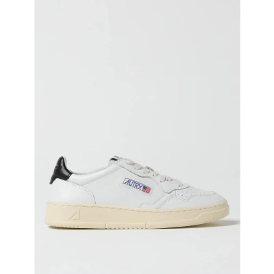 Afbeelding van Low Top Leather Upper Sneakers with Lace up Closure for Enhanced