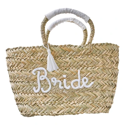 Afbeelding van Ginger Ray Bruiloft geweven rotan tas met touw &#039;bruid&#039; versiering en witte kwastjes voor vrijgezellenfeesten of huwelijksreis, bruin