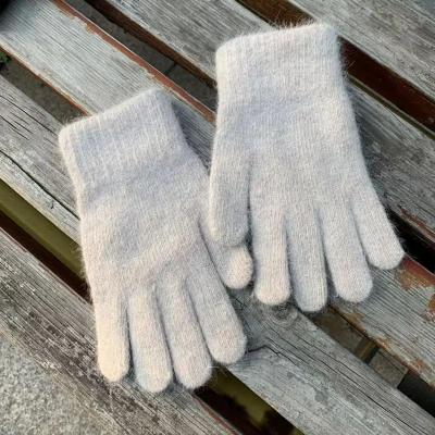 Afbeelding van CHPN Beige Dames handschoenen Wollen Warme handen Handwarmers Zandkleur One size