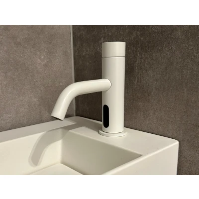 Afbeelding van Waterevolution Flow elektronische wastafelkraan infrarood op 230volt mat wit T110EEBR