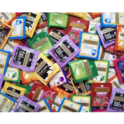 Afbeelding van Twinings Theezakjes Individueel Omhuld Getagd Klassieke en Gearomatiseerde Selecties (15 Thee Enveloppen)