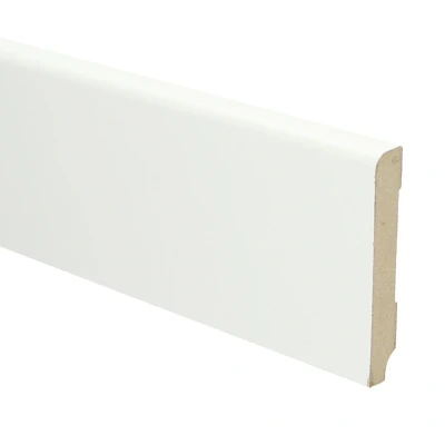 Afbeelding van Sfeerplinten MDF Koloniale Plint 90x12mm Wit Voorgelakt RAL 9010 5 stuks Lengte 2.4m Voordelig plinten kopen Eenvoudige installatie met montagekit of spijkers Woodstep