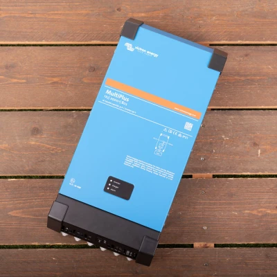 Afbeelding van Victron MultiPlus 12 2000 80 32