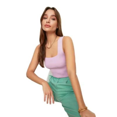 Afbeelding van Trendyol Ecru Crop Blouse Met Dikke Bandjes Twoaw20Bz0576