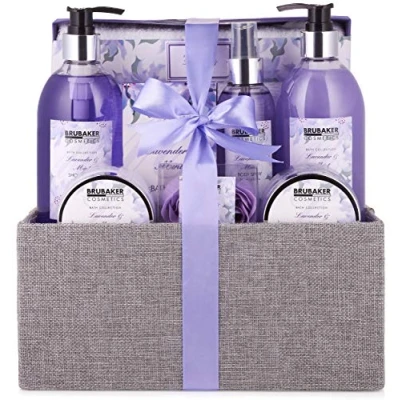 Afbeelding van BRUBAKER Cosmetics Bad en Body Set Lavendel Munt Geur Cadeautip Vrouw Cadeau Idee Kerstcadeau 12 delige Cadeauset in Decoratieve Jute Box Moederdag cadeautje