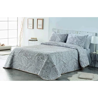 Afbeelding van VIALMAN Sofia 29 Eenpersoonsbed Lichtgewicht Sprei met kasjmier Design Paisley 200 x 270 cm bed &amp; Sofa Taupe
