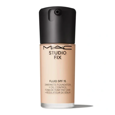 Afbeelding van Mac Studio Fix Fluid SPF 15 Foundation NC5
