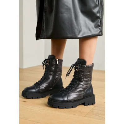 Afbeelding van Tamaris Veterboots, Dames, Maat: 41, Black combi Imitatieleer/ textiel