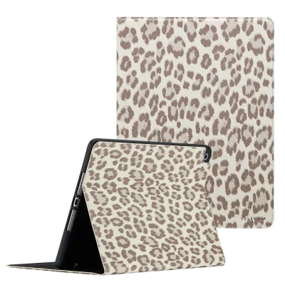 Afbeelding van Selencia Tablet Hoes Geschikt voor iPad 9e generatie (2021) 10.2 inch / 8e (2020) 7e (2019) Sabi Tablethoes Soft Ivory