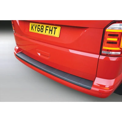 Afbeelding van RGM ABS Achterbumper beschermlijst passend voor Volkswagen Transporter T6 Caravelle/Multivan 9/2015 met achterklep Zwart &#039;Ribbed&#039;
