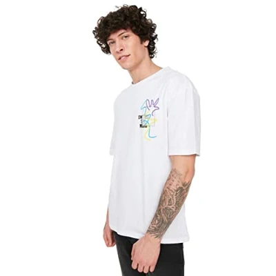 Afbeelding van Trendyol Zwart Oversized/Wijd Gesneden T Shirt Van 100% Katoen Met Tekstprint Tmnss21Ts3438