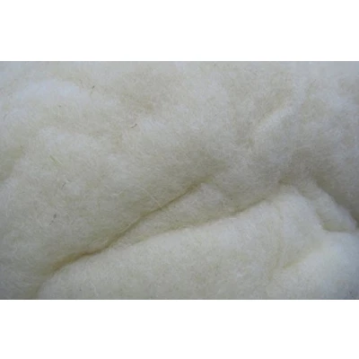 Afbeelding van Vulwatten van 100% schapenscheerwol, natuurlijk, 1 kg, fijn, (EUR 14,95/kg), composteerbaar, wasbaar, watten, knutselwatten, geschikt als natuurlijk vulmateriaal voor bijvoorbeeld poppen, beren,