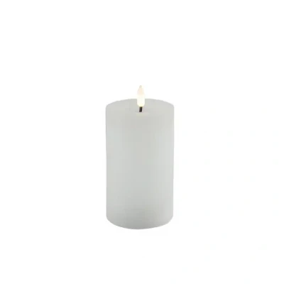 Afbeelding van Countryfield Lyon LED kaars/stompkaars wit D7,5 x H12,5 cm timer kaarsen