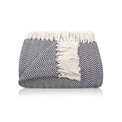 Afbeelding van Gräfenstayn Premium Sprei met Franjes 100% Katoen 150 x 200 cm Visgraatmotief Zomerdeken Katoenen Deken als Beddeken, Bankstel Deken, Bank (Antraciet)