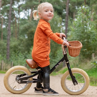 Afbeelding van Bandits &amp; Angels loopfiets Retro Rider zwart met mandje 2.5 jaar jongens en meisjes metaal