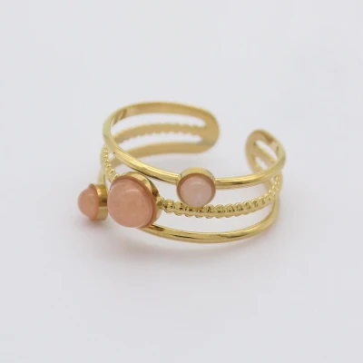 Afbeelding van Statement ring, stainless steel , verstelbaar met 3 ronde verspringende steentjes