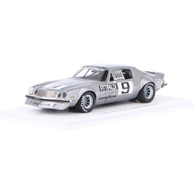 Afbeelding van Chevrolet Camaro Spark Modelauto 1:43 1974 1975 Emerson Fittipaldi Racing US223 IROC