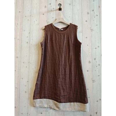 Afbeelding van Katoenen maxi jurk met slipt Franse mode vintage kleur CAMEL maat 38/40
