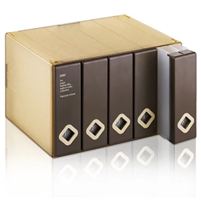 Afbeelding van AhfuLife CD/DVD/Blu ray opbergdozen, kleurrijk, dvd box, ruimtebesparende transporthoezen, cd hoezen voor auto en thuis tot 120 schijven, ideaal als cadeau (bruin)