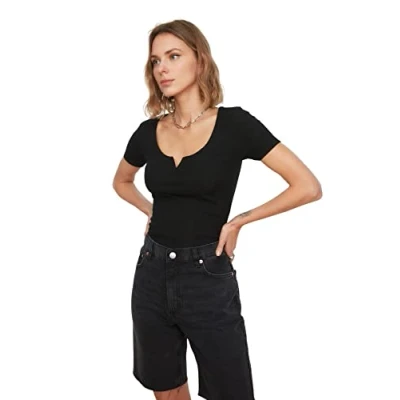 Afbeelding van Trendyol Ecru Ronde Hals Gedetailleerde Getailleerde Geribbelde Flexibele Crop Gebreide Blouse Twoss20Bz1356.