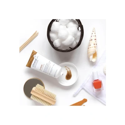 Afbeelding van Ahava Clineral D medic foot gel scrub 100 ml