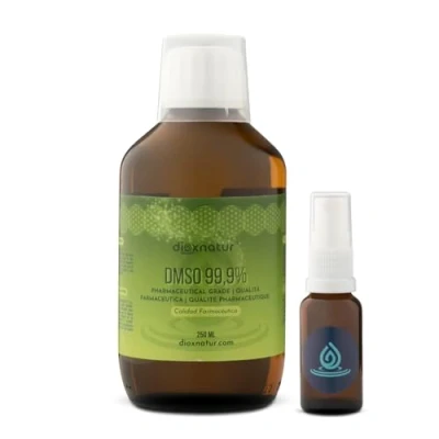 Afbeelding van Dioxnatur DMSO 99,9% 250 ml dimethylsulfoxide farmaceutische kwaliteit, fles + verstuiver, amberkleurig glas