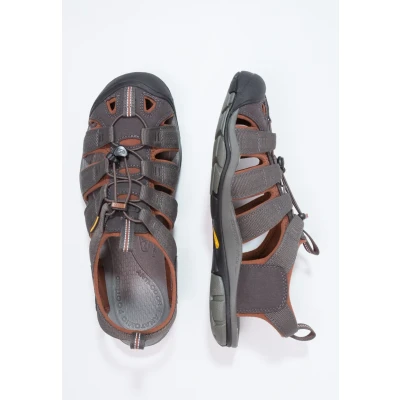 Afbeelding van Keen Clearwater CNX Heren Wandelsandalen Raven/Tortoise Shell