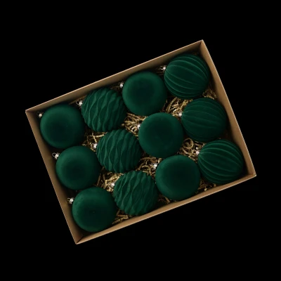 Afbeelding van Velvet kerstballen 8cm Donkergroen 12 stuks
