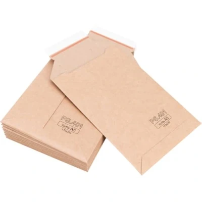 Afbeelding van verpacking 100 verzendtassen kartonnen premium kwaliteit 175 x 250 mm DIN A5 bruin golfpapp verzendtas