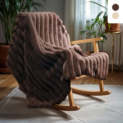 Afbeelding van Jonckheere Collectie Rib rabbit fur plaid taupe/grijs 150*200