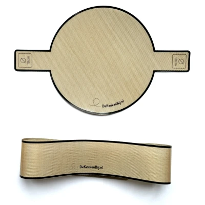 Afbeelding van De KeukenBij Dun Herbruikbaar Bakpapier Rond van Verstevigd Siliconen Diameter 18 cm Bakmat BPA vrij en PFAS Duurzaam Alternatief voor Wegwerp Bakpapiervellen Niet Plakkend, Makkelijk Schoon te Maken