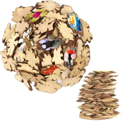 Afbeelding van Kurtzy Natuurlijk Onbewerkte Hout Chips (500 g Pakket) Maten Variërend van 2,5 4 cm Splinters Houten Balk Snedes met Bast en Geen Gat Voor DIY Hobby, Kerst Ornamenten &amp; Bruiloft Decoraties
