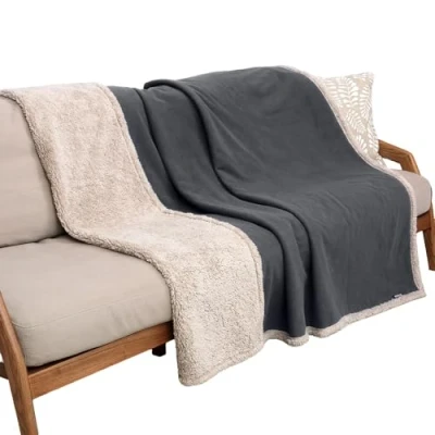 Afbeelding van Pawsse Waterdichte Huisdier Snuggle Deken, Hond Puppy Kat Fleece Sherpa gooit Kussen Mat voor Auto Stoel Meubilair Protector Cover Medium 50 &quot;x60&quot;, 203 x 229 cm, Waterdicht grijs