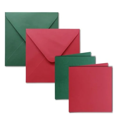 Afbeelding van 30x vierkante vouwkaarten set inclusief enveloppen blanco uitnodigingskaarten in rood en groen 135 x mm (13,5 13,5 cm)