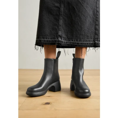 Afbeelding van Camper Thelma II Enkellaarsjes met plateauzool, Dames, Maat: 41, Black Leer