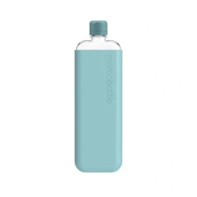 Afbeelding van memobottle SLIM (Sea Mist) Bundle 450 ml Fles, siliconen hoes en deksel Slanke, slanke platte waterfles voor tassen laptops, BPA vrij Tritan Modern, minimalistisch Ideaal