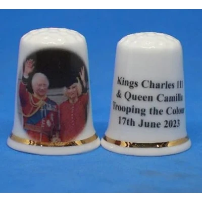 Afbeelding van Birchcroft Porselein China Collectible Vingerhoed King Charles Trooping kleurceremonie Koepeldoos