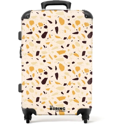 Afbeelding van NoBoringSuitcases.com Grote koffer Terrazzo patroon geel Kinderkoffer geschikt voor jongen en meisjes Reiskoffer met 4 wielen Trolley op wieltjes Rolkoffer groot kinderen 72 liter Ruimbagage valies 20kg