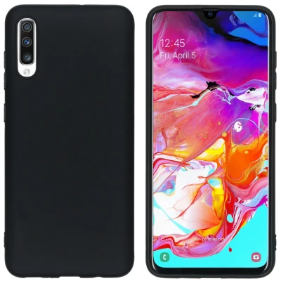 Afbeelding van Samsung Galaxy A70 Hoesje Siliconen en TPU (zacht) iMoshion Softcase/Backcover Zwart Telefoonhoesje