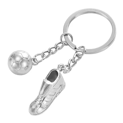 Afbeelding van TRXES Zilveren voetbalschoen en bal sleutelhanger Wereldbeker voetbalaccessoire bedelsieraden kerstverjaardagscadeau houder voor mannen vrouwen